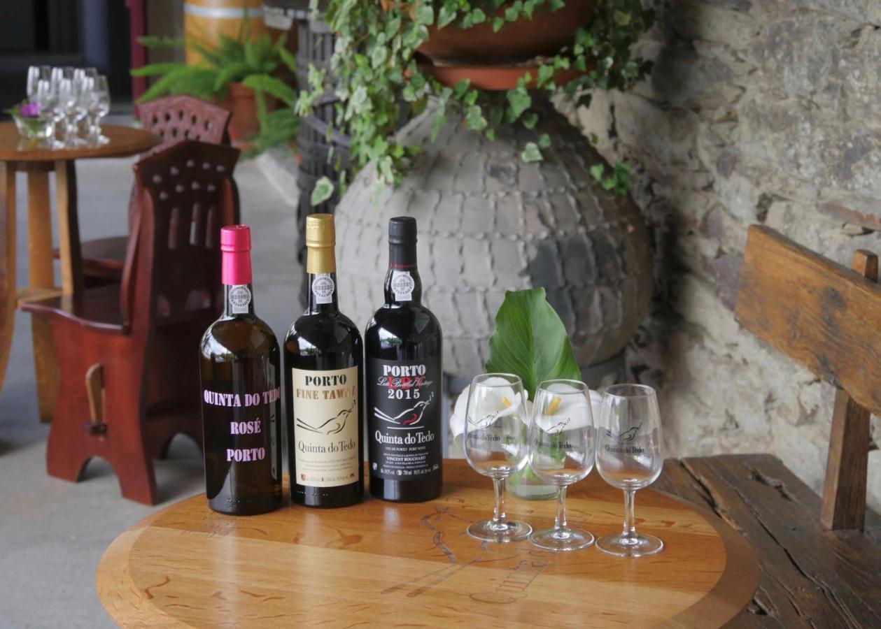 Quinta Do Tedo Bed & Breakfast Folgosa  ภายนอก รูปภาพ